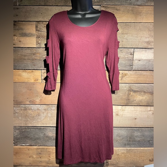 Half Sleeve Dress - Picture 1 of 4